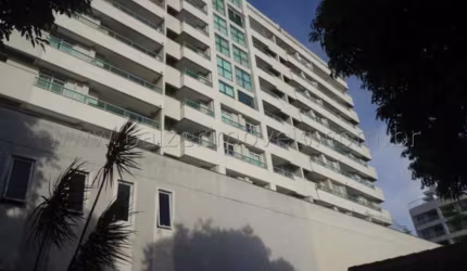 Apartamento Garden com linda vista para a baía norte em localização exclusiva
