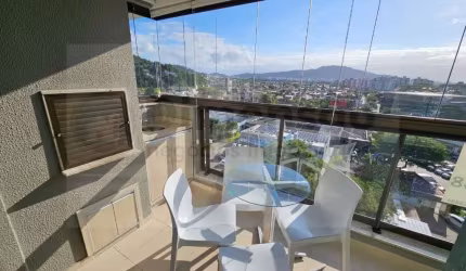 Lindo apartamento porteira fechada de 3 quartos, com vista em um verdadeiro club