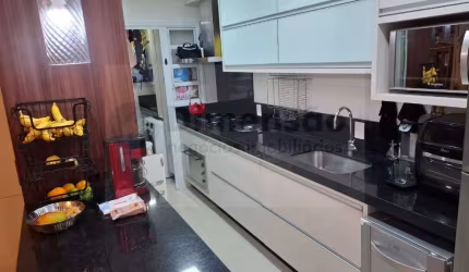 Maravilhoso apartamento em condomínio completo perto de tudo no Córrego Grande!