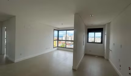 Apartamento de 2 dormitórios com vaga de garagem no Estreito