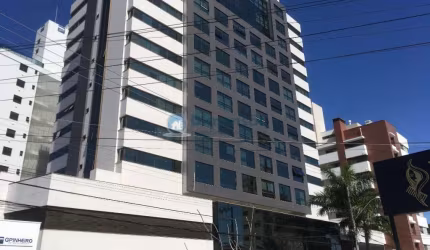 ÓTIMA SALA COMERCIAL NA TRINDADE
