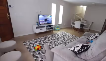 Casa com 3 dorm no bairro Parque Santana