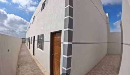 Casa com 2dorm no bairro Vila Suissa