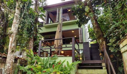 Casa com 3 dorm na praia Barra do Sahy
