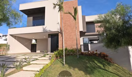 Casa com 4 suites e piscina no Granja Anita