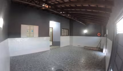 Casa com 2dormitorios no Cidade Jardim