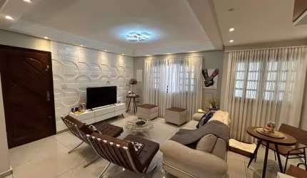 Casa com 3 dormitorios na Vila Lavinia