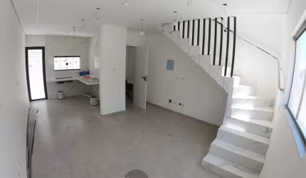 Casa com 2 dormitorios na Vl Pomar