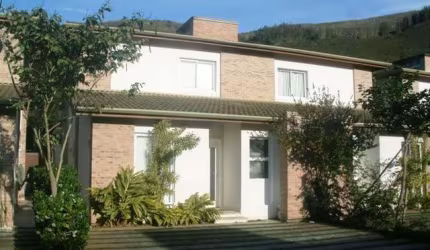 Casa de condomínio na praia de Paúba