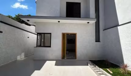 Casa com 3 dormitorios no Jardim Nathalie