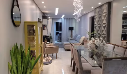 Residência dos Sonhos à Beira-Mar: Luxo e Conforto