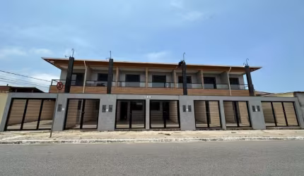 Charmoso Sobrado 2 Dormitórios na Vila Antártica