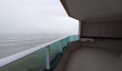 Apartamento de Luxo com Vista para o Mar