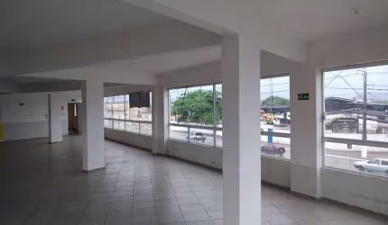 Sala Comercial de 255m², para locação