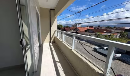 Casa em Condomínio com 1 Dormitório, Sacada e Vaga