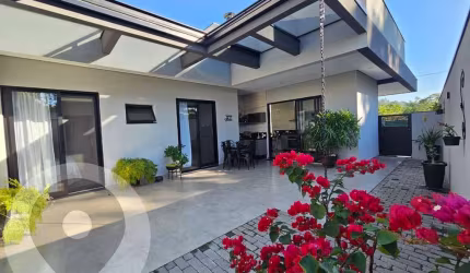 Casa com 3 quartos à venda na Rua Alessandro Payaro, 350, Parque Rural Fazenda Santa Cândida, Campinas, 127 m2 por R$ 1.576.000