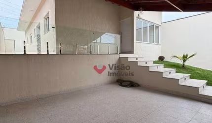 Casa com 3 dormitórios à venda, 177 m² por R$ 750.000 - Vila Suiça - Pindamonhangaba/SP