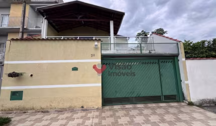 Sobrado com 3 dormitórios à venda por R$ 450.000 - Jardim Mariana - Pindamonhangaba/SP