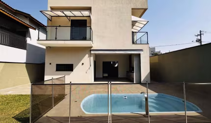 Casa à venda no Condomínio Lagos D'icaraí - Salto/SP