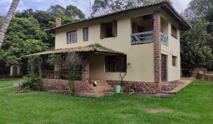 Ampla Chácara para VENDA no Bairro Sítio Santa Terezinha - Salto/SP
