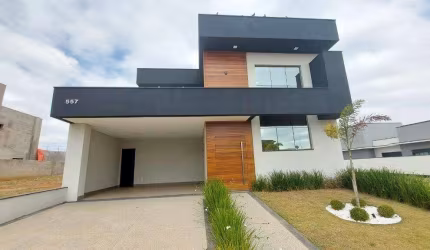 Casa à venda no Condomínio Residencial Dona Lucilla - Indaiatuba/SP