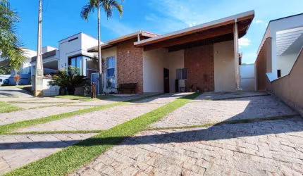 Casa à venda no Condomínio Lagos D?Icaraí - Salto/SP