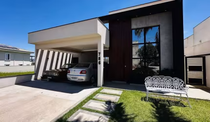 Casa à venda no Condomínio Lagos D'icaraí - Salto/SP