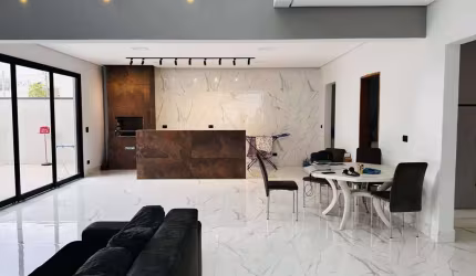 Casa à venda no Condomínio Lagos D'icaraí - Salto/SP