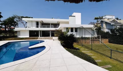 Casa à venda no Condomínio Haras Paineiras - Salto/SP