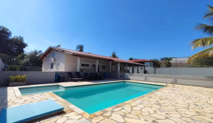 Casa à venda no Condomínio Zuleika Jabour - Salto/SP