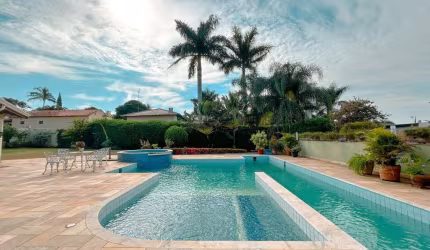 Casa à venda no Condomínio Zuleika Jabour - Salto/SP