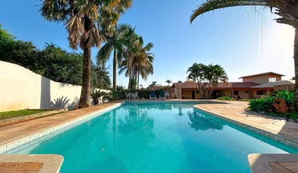 Casa à venda no Condomínio Zuleika Jabour - Salto/SP