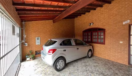 Casa à no bairro São Luiz em Itu/SP