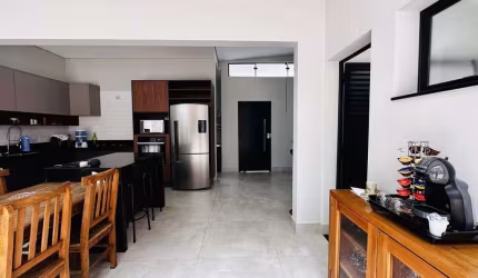 Casa à venda no Condomínio Costa das Areias - Salto/SP