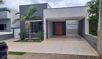 Venda ou Locação Condomínio Costa das Areias Salto/SP Imóvel Térreo, com Amplo Quintal e Cômodos Espaçosos - Terreno: 300 M2 e 180m2 de Construção
