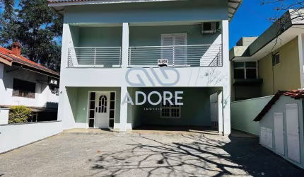 Casa para locação no Condomínio