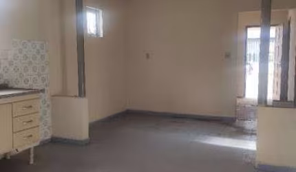 Casa ANTIGA com 2 dormitórios à venda, 130 m² por R$ 400.000 - Jardim Glória - Americana/SP