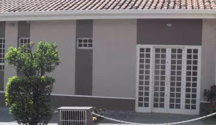 Casa com 4 dormitórios à venda, 85 m² por R$ 550.000,00 - Vila Rehder - Americana/SP