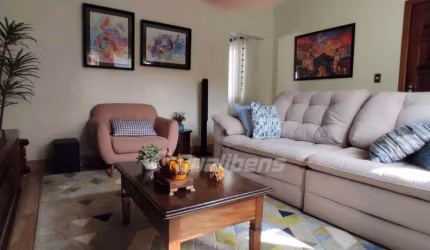Casa com 3 dormitórios à venda, 220 m² por R$ 860.000,00 - Parque São Vicente - Mauá/SP