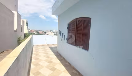 Sobrado com 2 dormitórios à venda, 196 m² por R$ 750.000,00 - Vila Bocaina - Mauá/SP