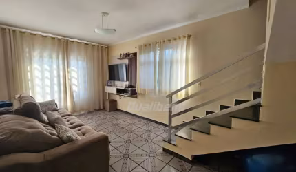 Sobrado com 3 dormitórios à venda, 215 m² por R$ 750.000,00 - Parque das Américas - Mauá/SP