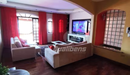 Sobrado com 3 dormitórios à venda, 370 m² por R$ 820.000,00 - Cidade São Jorge - Santo André/SP