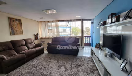 Sobrado com 3 dormitórios à venda, 234 m² por R$ 600.000,00 - Vila Assis Brasil - Mauá/SP