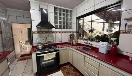Sobrado com 4 dormitórios à venda, 210 m² por R$ 690.000,00 - Bocaina - Ribeirão Pires/SP