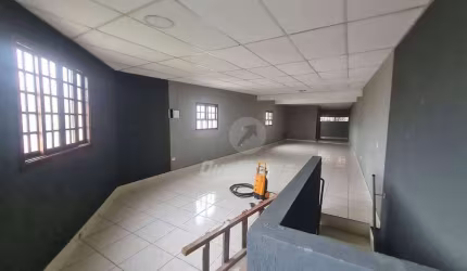 Sobrado com 3 dormitórios para alugar, 220 m² por R$ 3.500,00/mês - Vila Independência - Mauá/SP