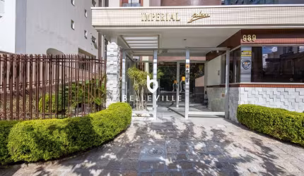 Apartamento proxímo ao Clube Curitibano com 04 dormitórios sendo 02 suítes e 02