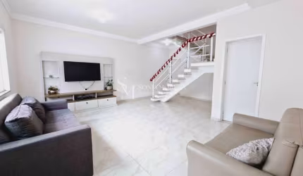Sobrado para venda com 3 quartos, sendo 2 suítes, 180m² bairro Parada Inglesa