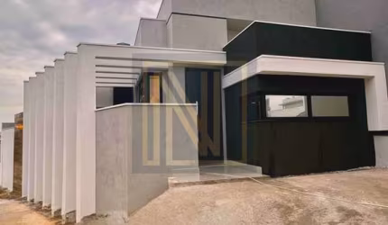 Excelente Casa de Esquina - Condomínio Villagio Ipanema