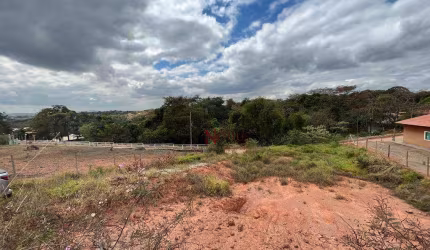Chácara 2555 m² - Condomínio Rancho Grande - Mateus Leme/MG.