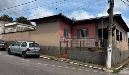 Casa 4 Quartos | Centro | Mateus Leme/MG